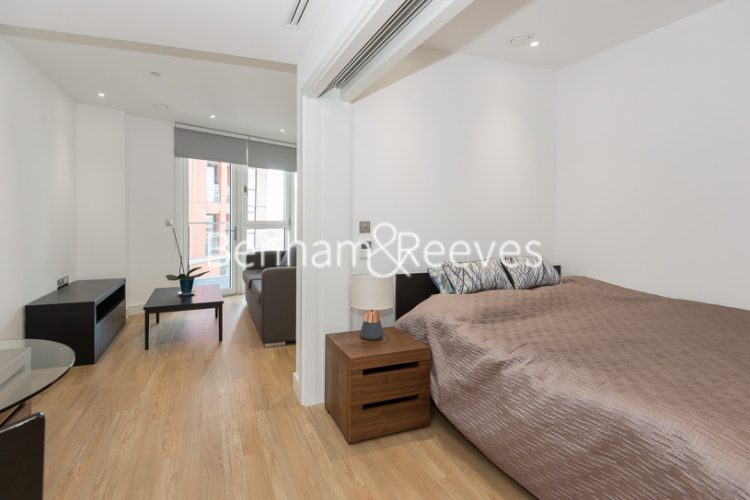 Studio flat to rent in Wandsworth Road, Nine Elms, SW8-image 8