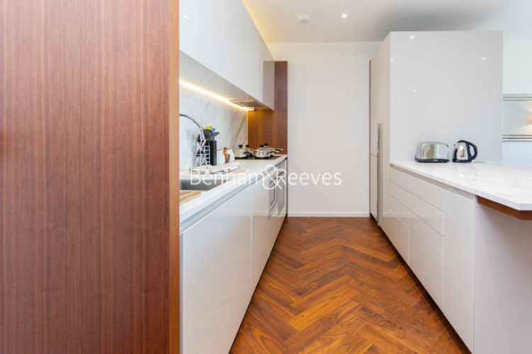 2  bedrooms flat to rent in New Union Square, Nine Elms, SW11-image 2