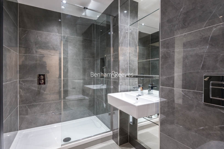 2 bedrooms flat to rent in Vista Chelsea Bridge, Nine Elms, SW11-image 11