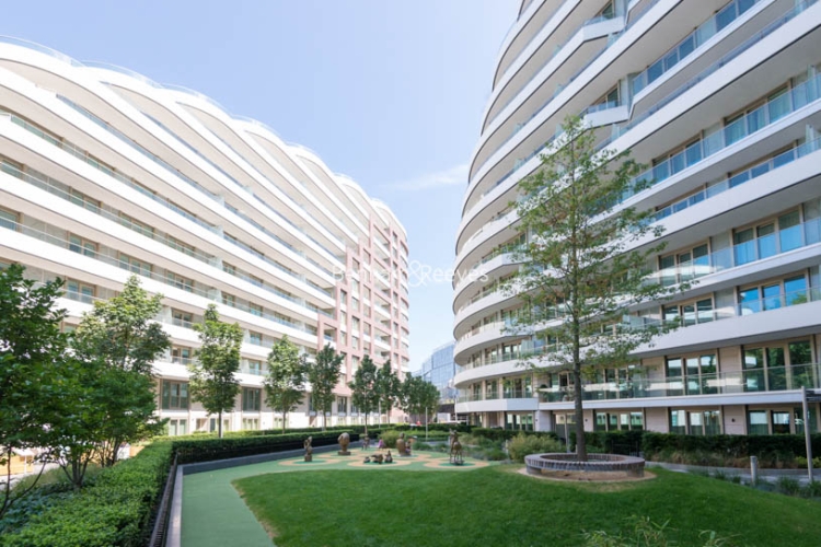 2 bedrooms flat to rent in Vista Chelsea Bridge, Nine Elms, SW11-image 16