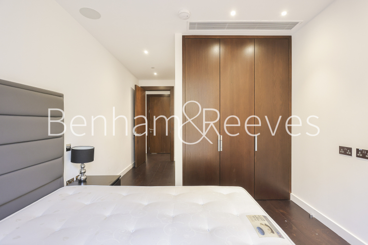 2  bedrooms flat to rent in Charles Clowes Walk, Nine Elms, SW11-image 14