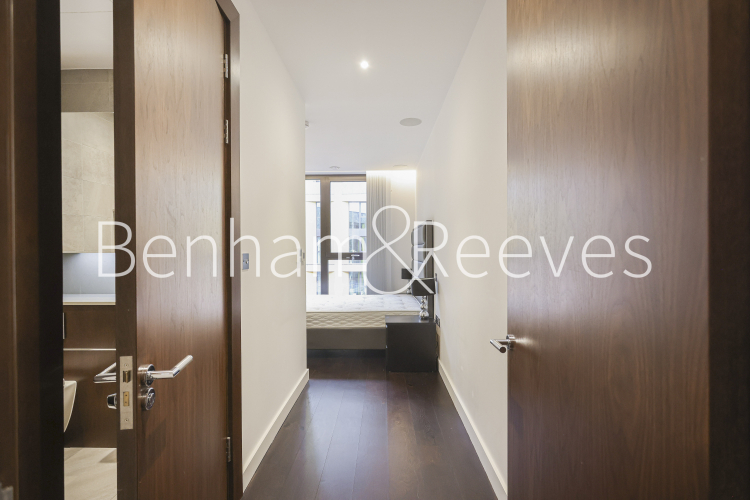 2 bedrooms flat to rent in Charles Clowes Walk, Nine Elms, SW11-image 15
