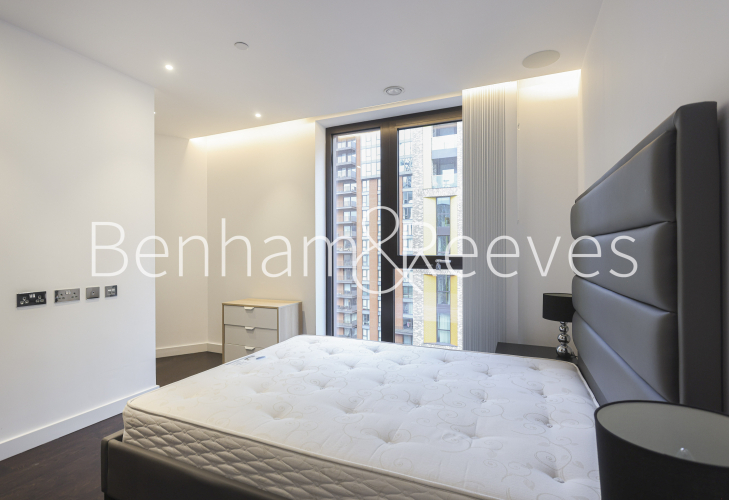 2 bedrooms flat to rent in Charles Clowes Walk, Nine Elms, SW11-image 17