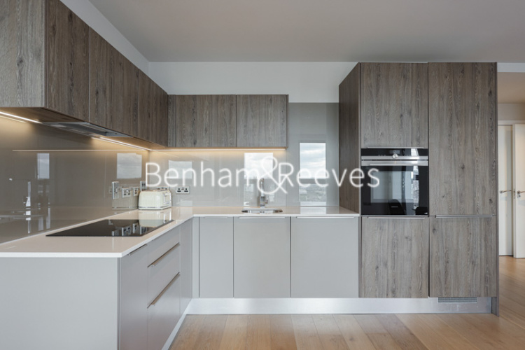 1 bedroom flat to rent in St. Josephs Street, Nine Elms, SW8-image 2