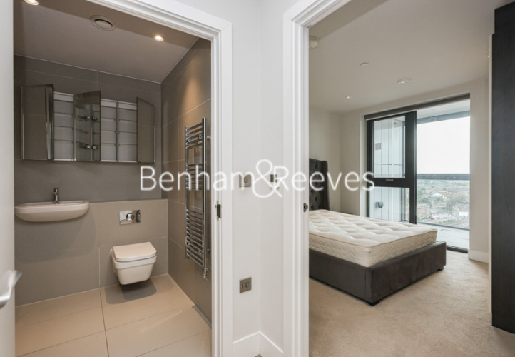 1 bedroom flat to rent in St. Josephs Street, Nine Elms, SW8-image 5