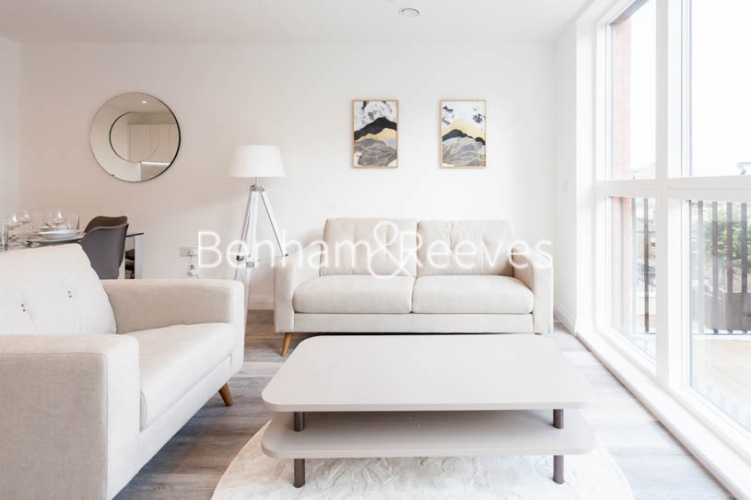 1  bedroom flat to rent in Scena Way, Nine Elms, SE5-image 1