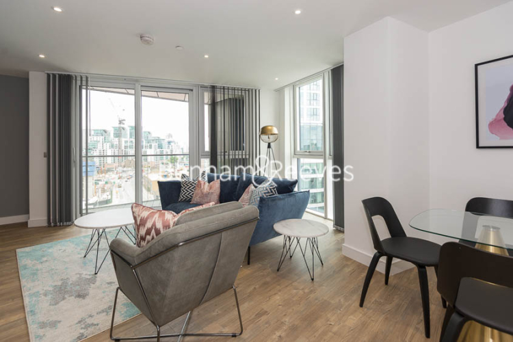 2  bedrooms flat to rent in Wandsworth Road, Nine Elms, SW8-image 6
