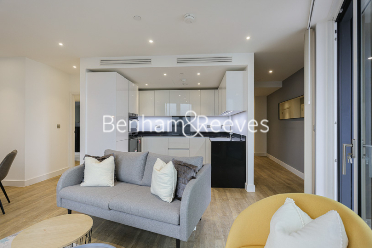 2 bedrooms flat to rent in Wandsworth Road, Nine Elms, SW8-image 1