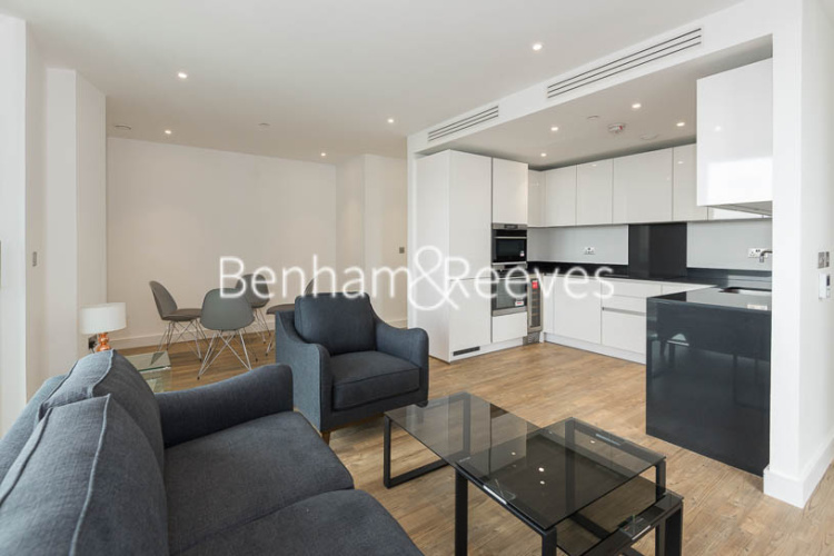 2  bedrooms flat to rent in Wandsworth Road, Nine Elms Point, SW8-image 1