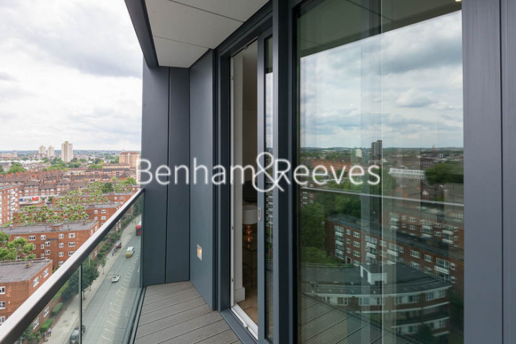2  bedrooms flat to rent in Wandsworth Road, Nine Elms Point, SW8-image 5