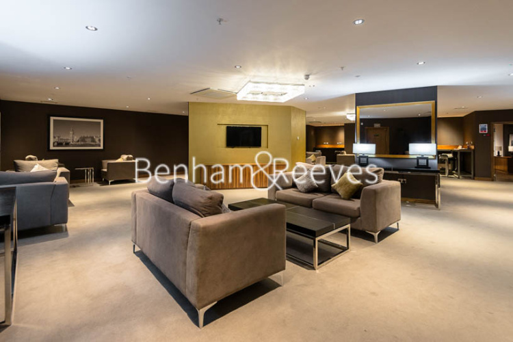 2 bedrooms flat to rent in Wandsworth Road, Nine Elms Point, SW8-image 9