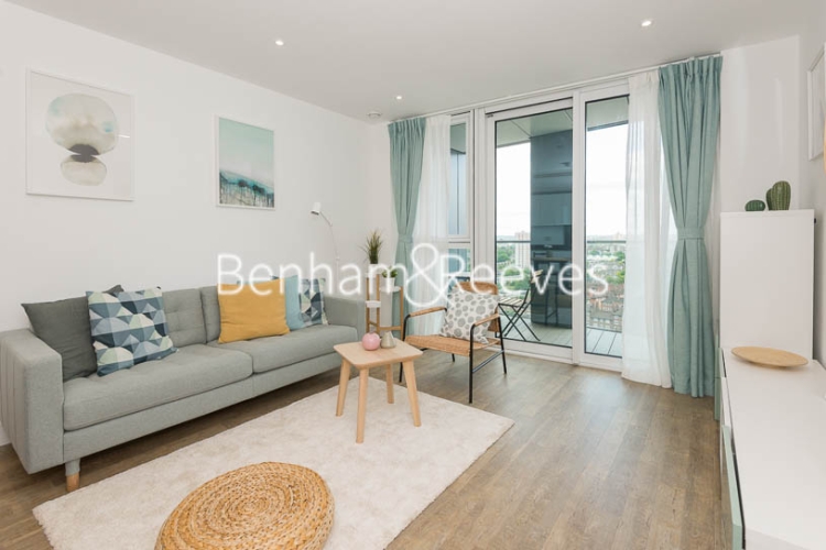 1 bedroom flat to rent in Wandsworth Road, Nine Elms, SW8-image 1