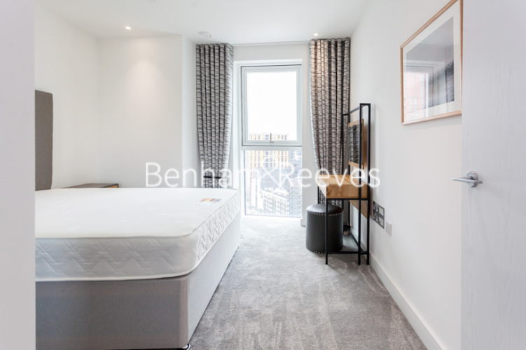 1  bedroom flat to rent in Wandsworth Road, Nine Elms Point, SW8-image 13