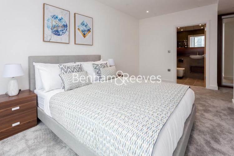 2  bedrooms flat to rent in Wandsworth Road, Nine Elms Point, SW8-image 7