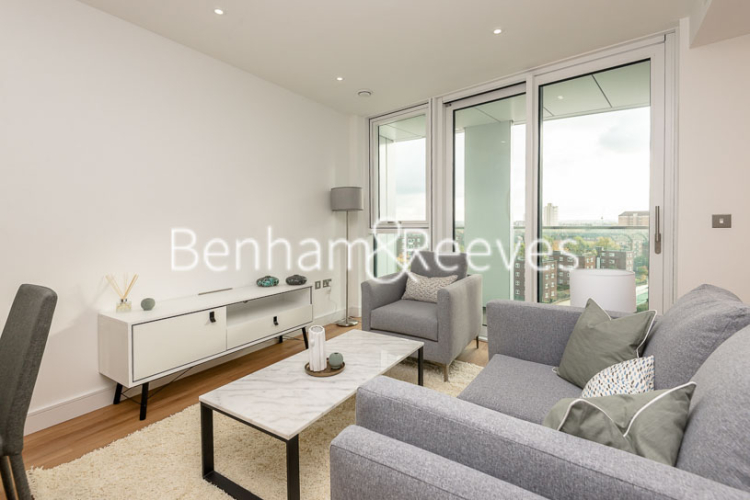 1 bedroom flat to rent in Wandsworth Road, Nine Elms, SW8-image 1