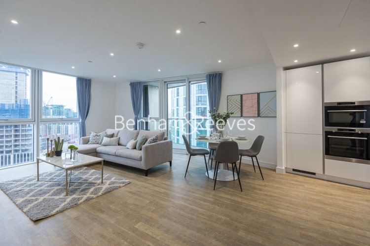 2 bedroom(s) flat to rent in Wandsworth Road, Nine Elms, SW8, London