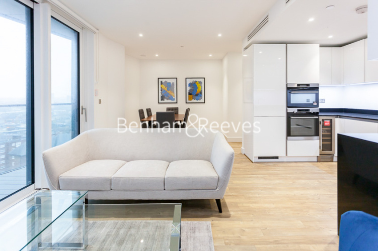 2 bedrooms flat to rent in Wandsworth Road, Nine Elms, SW8-image 1