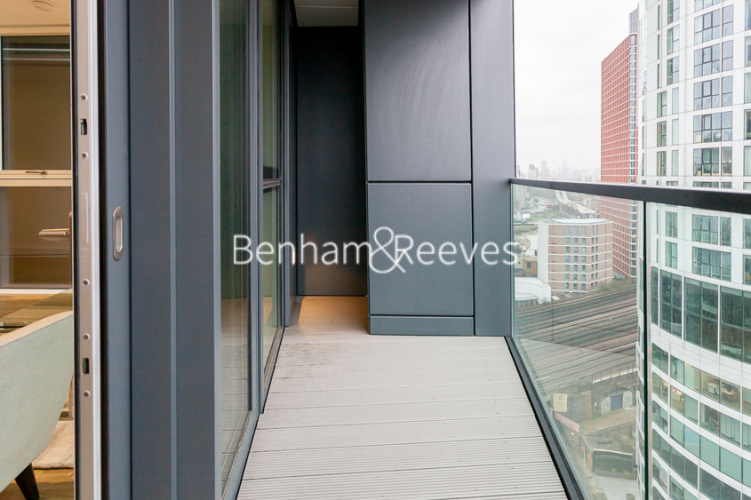 2  bedrooms flat to rent in Gladwin Tower, Wandsworth Road, SW8-image 5