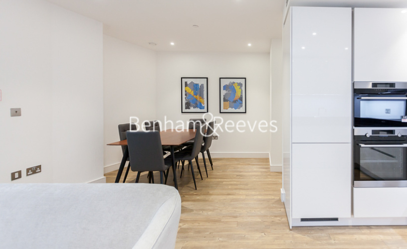2  bedrooms flat to rent in Gladwin Tower, Wandsworth Road, SW8-image 7