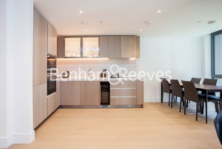 2  bedrooms flat to rent in Palmer Road, Nine Elms, SW11-image 2