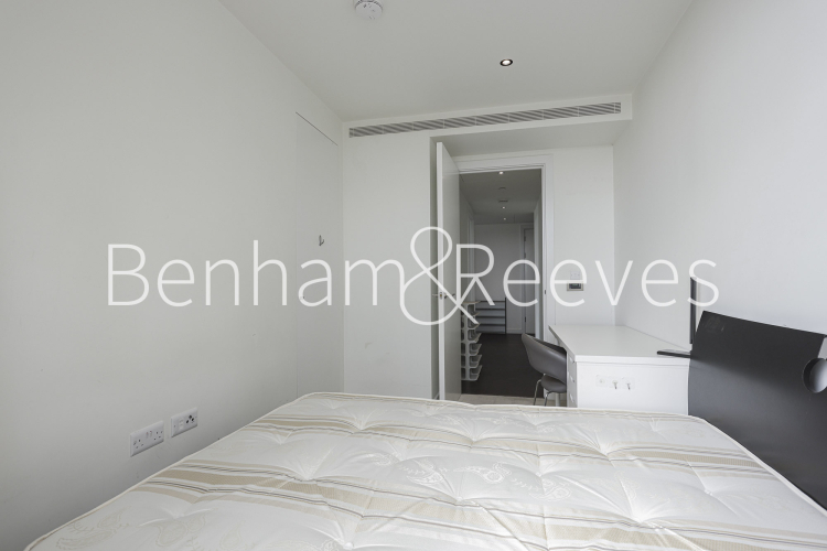 2  bedrooms flat to rent in Wandsworth Road, Nine Elms, SW8-image 3