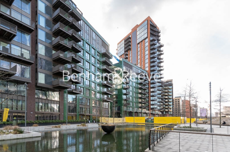 1  bedroom flat to rent in Legacy Building, Viaduct Gardens, SW11-image 6