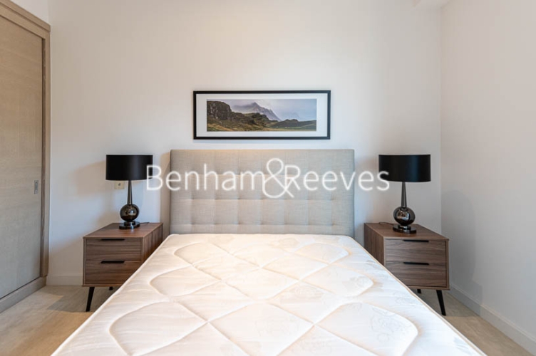 1  bedroom flat to rent in Legacy Building, Viaduct Gardens, SW11-image 10