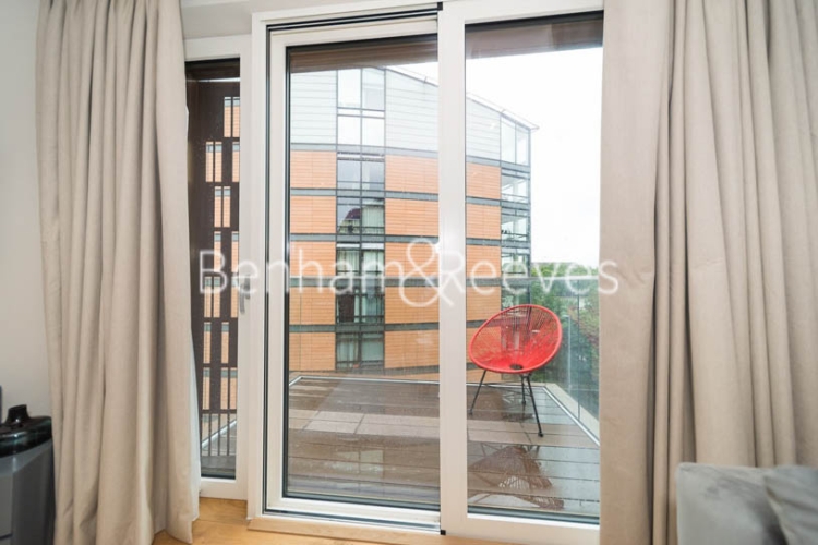 2 bedrooms flat to rent in Palace View, 1 Lambeth High Street, SE1-image 7