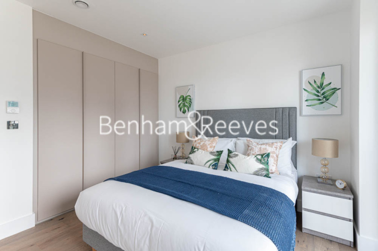 1  bedroom flat to rent in Keybridge Capital, Exchange Gardens, SW8-image 11