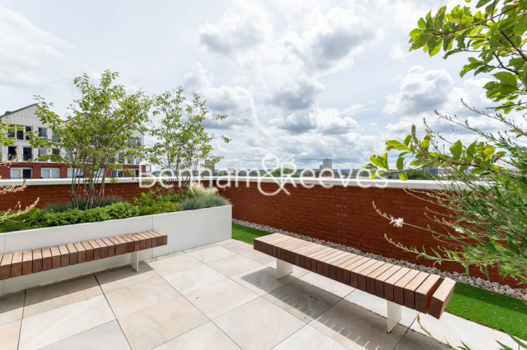 1 bedroom flat to rent in Exchange Gardens, Nine Elms, SW8-image 16