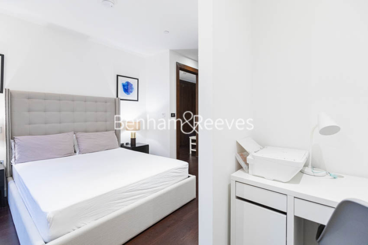 1  bedroom flat to rent in Haines House, Charles Clowes Walk,  SW11-image 8