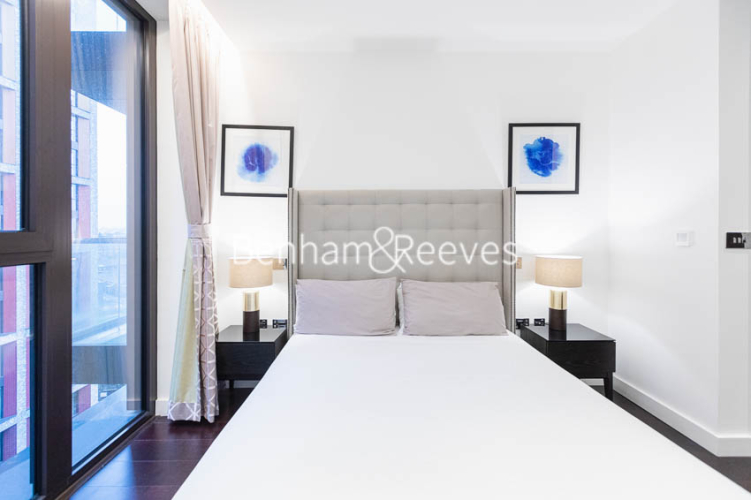 1 bedroom flat to rent in Charles Clowes Walk, Nine Elms, SW11-image 11