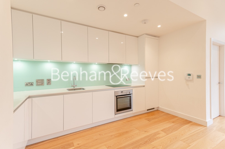 2  bedrooms flat to rent in Caithness Walk, Croydon, CR0-image 2