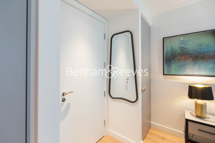 Studio flat to rent in Prospect Way, Battersea, Nine Elms, SW11-image 11