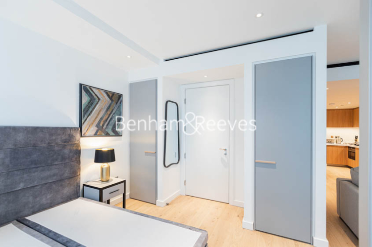 Studio flat to rent in Wilshire House, Prospect Way, Battersea, SW11-image 4