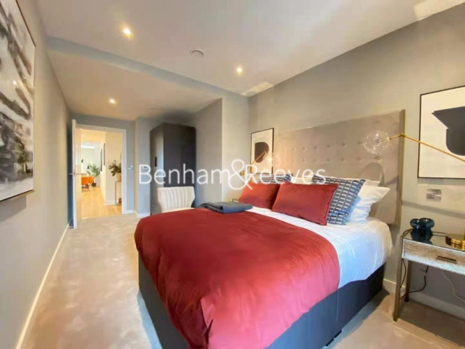 2 bedrooms flat to rent in Lambeth High Street, Nine Elms, SE1-image 7