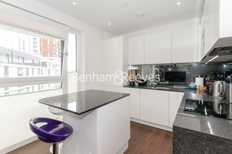 1 bedroom flat to rent in Wandsworth Road, Nine Elms Point, SW8-image 7