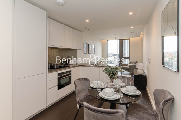 1  bedroom flat to rent in Damac Tower, Vauxhall, SW8-image 3