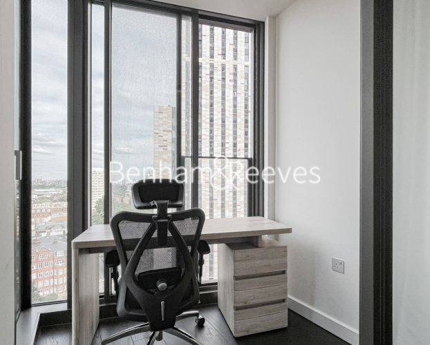 Studio flat to rent in Damac Tower, Vauxhall, SW8-image 5
