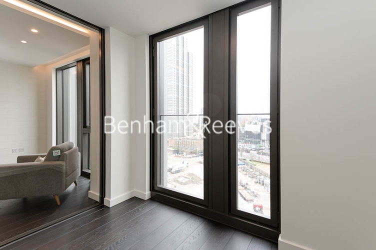 1  bedroom flat to rent in Damac Tower, 67 Bondway, SW8-image 9