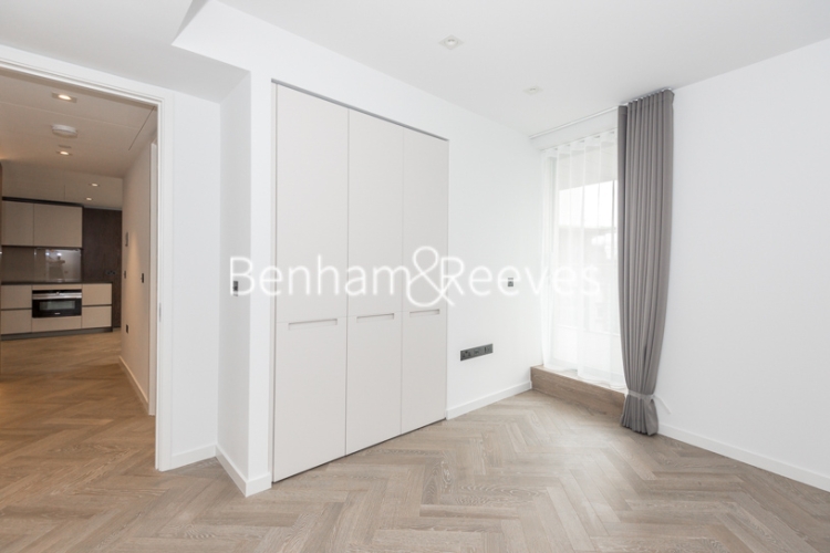 2  bedrooms flat to rent in Bessborough House, Circus Road West, SW11-image 5
