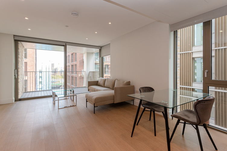 2  bedrooms flat to rent in Salisbury House, Palmer Road, SW11-image 12