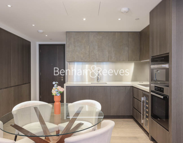 2  bedrooms flat to rent in Thames City, Vauxhall,  SW8-image 3