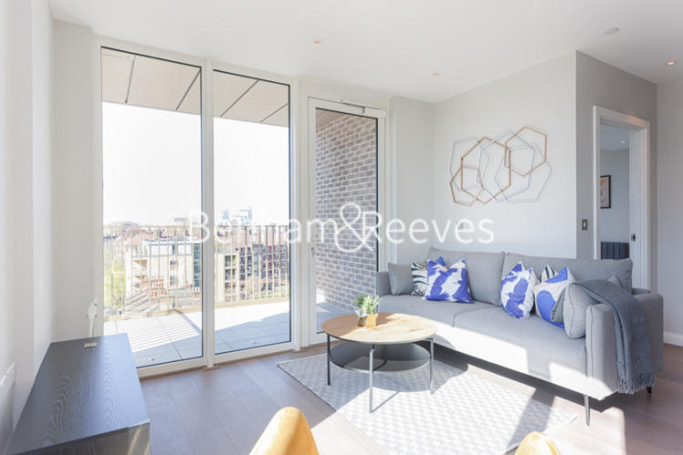 2  bedrooms flat to rent in Phoenix Court Vauxhall, Nine Elms, SE11-image 1