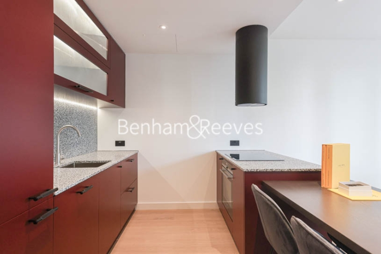 1 bedroom flat to rent in The Modern, Viaduct Gardens, SW11-image 2