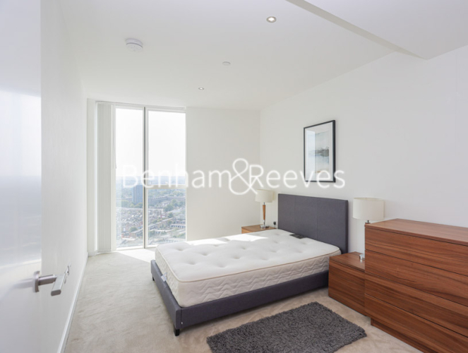 1 bedroom flat to rent in Sky Gardens, Wandsworth Road, SW8-image 3