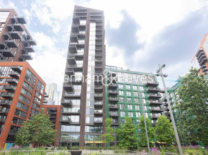 2  bedrooms flat to rent in Legacy Building, Viaduct Gardens, SW11-image 14