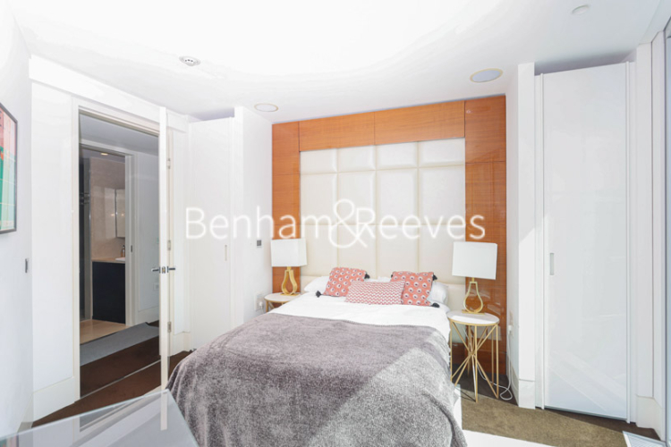 2 bedrooms flat to rent in The Tower, 1 St George Wharf, SW8-image 3