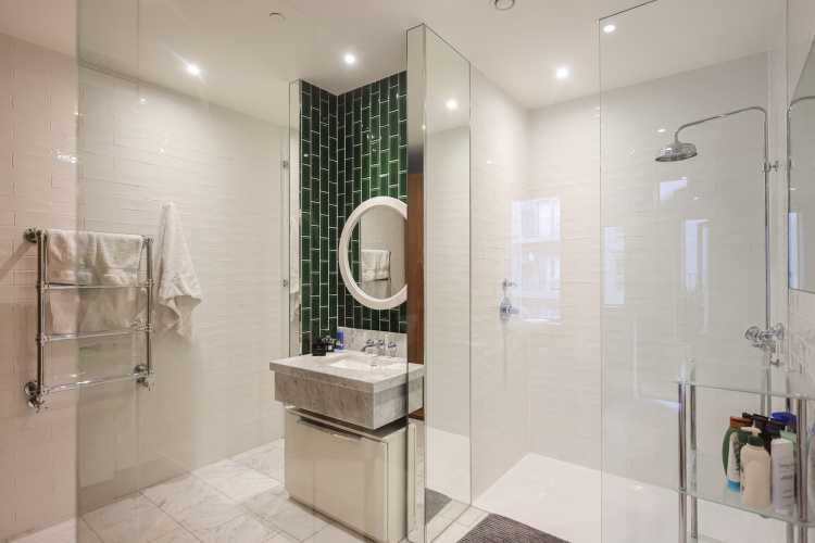 2  bedrooms flat to rent in Ambassador Building, Nine Elms, SW11-image 4