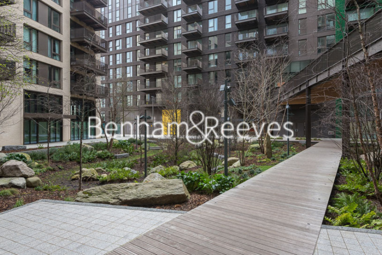 2  bedrooms flat to rent in Legacy Building, Viaduct Gardens, SW11-image 22